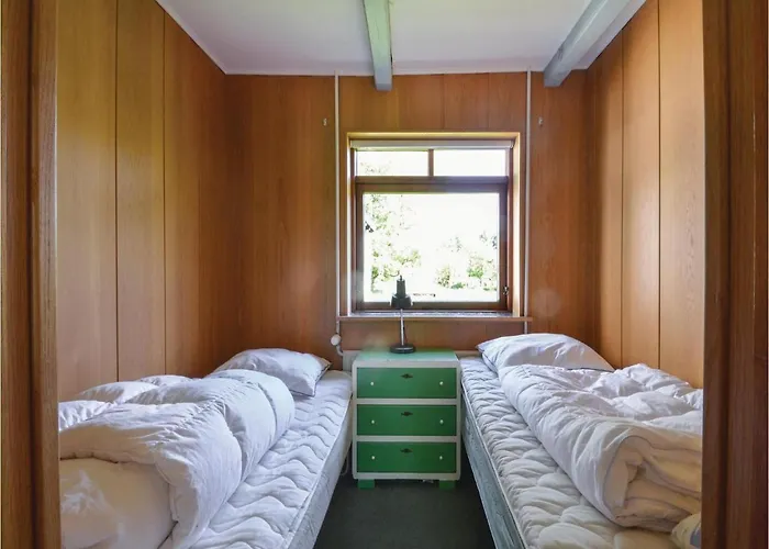 Three-bedroom In Frostrup
