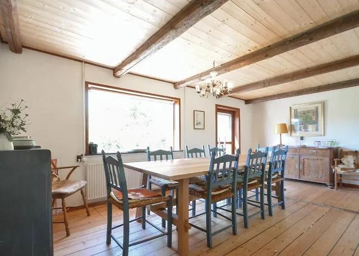 Three-bedroom In Feriehus Frostrup